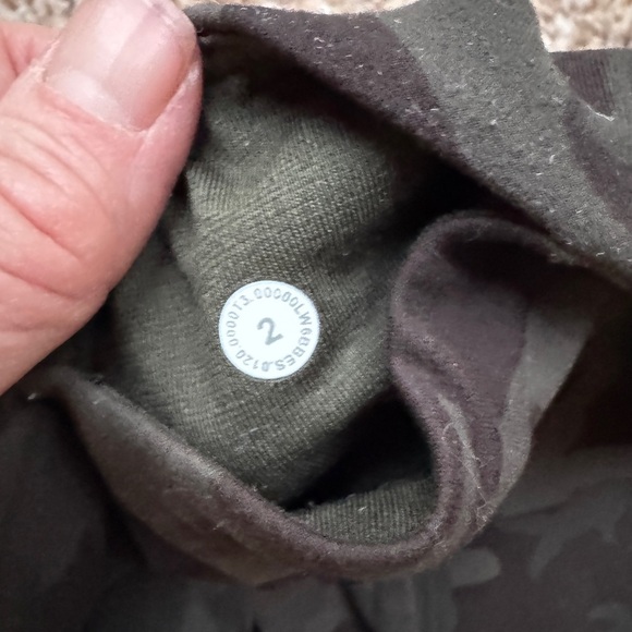 Lululemon Align High-Rise Jogger Crop Size 2 Heritage 365 Camo Deep Coal Multi - Picture 3 of 3